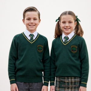 SWEATER Escote V - St. Patrick's School