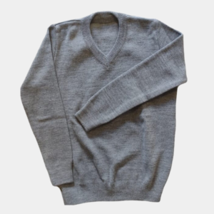 SWEATER GRIS ESCOTE EN V
