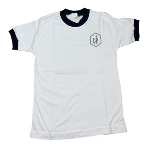REMERA BLANCA CON ESCUDO - DULCISIMO NOMBRE DE JESÚS-SECUNDARIA